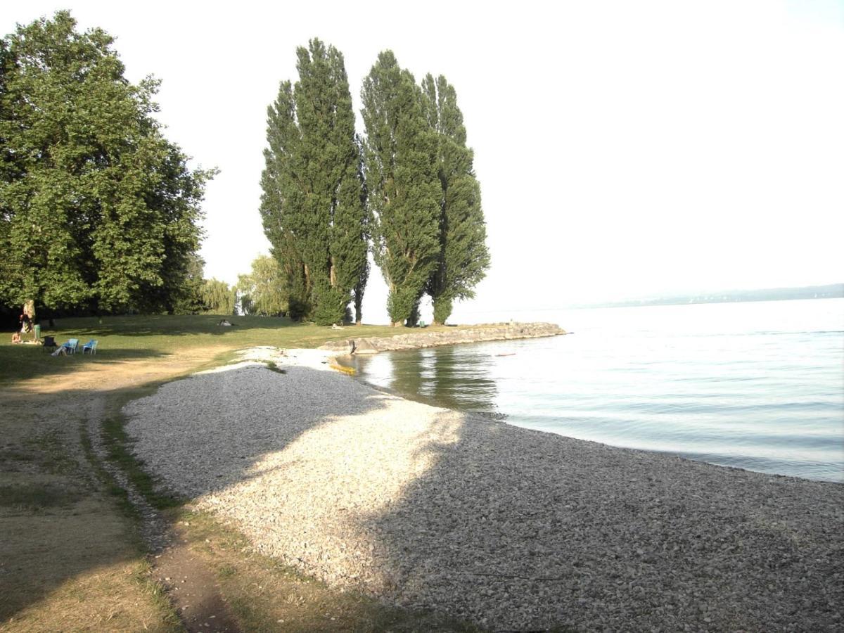 Littoral Lac Gorgier Luaran gambar